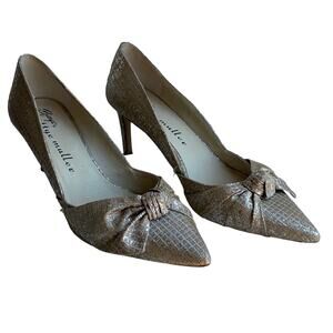 Bettye Muller Metallic Gold Heels, Size 7.5, Knotted Bow Pointed Toe Pumps